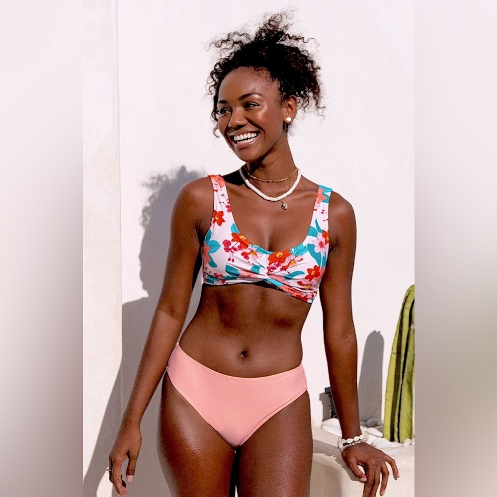Cupshe Floral Bikini Top Pink Orange Teal Twist Front – Size Small NWT